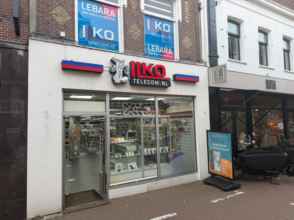 Winkel van Ilko Telecom aan de Padjedijk in Purmerend